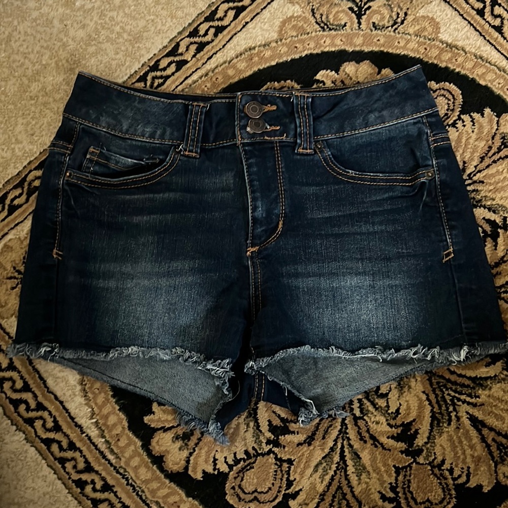 Mudd Dark Wash Jean Shorty Shorts